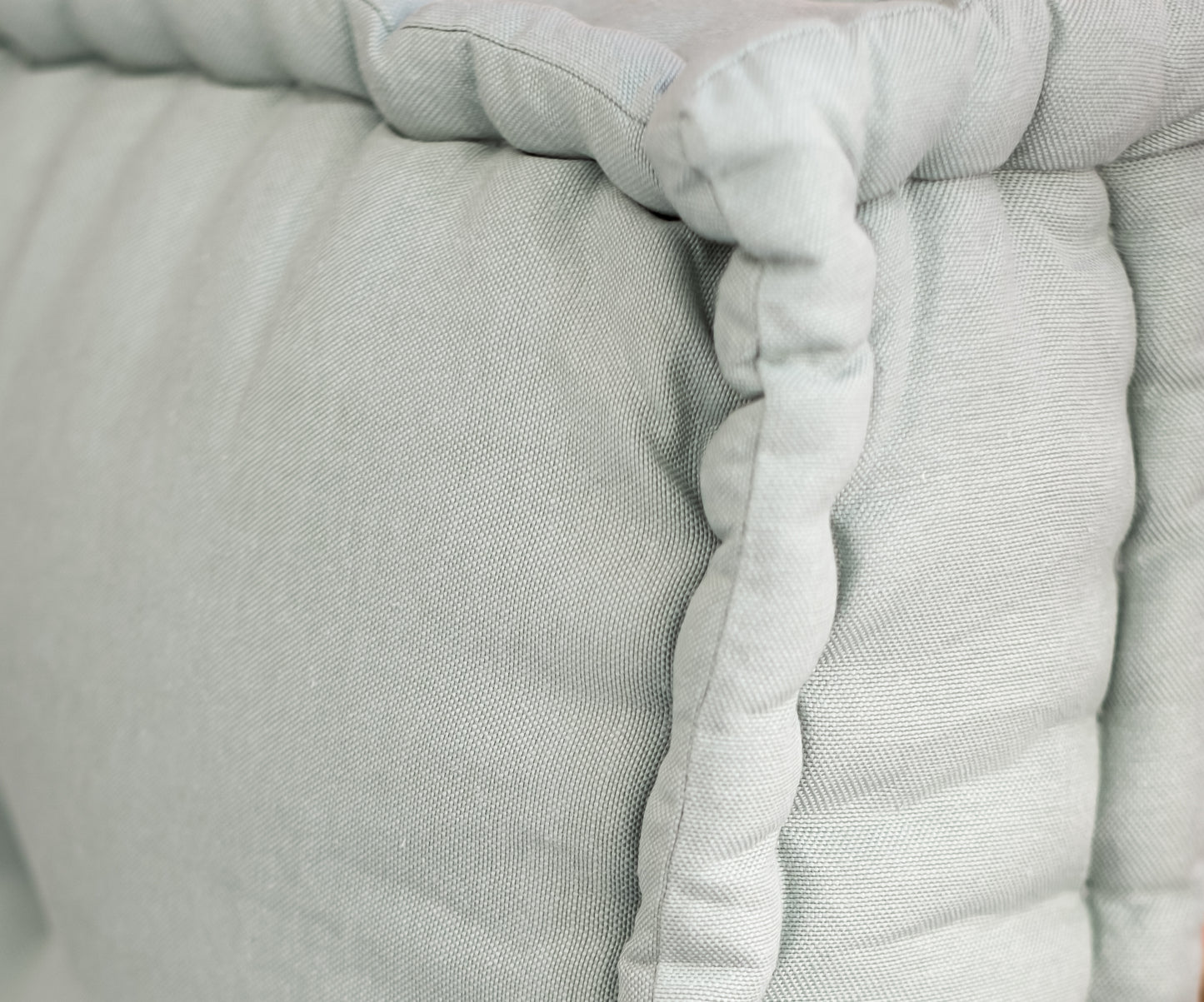 Petit Biscuit Cushion