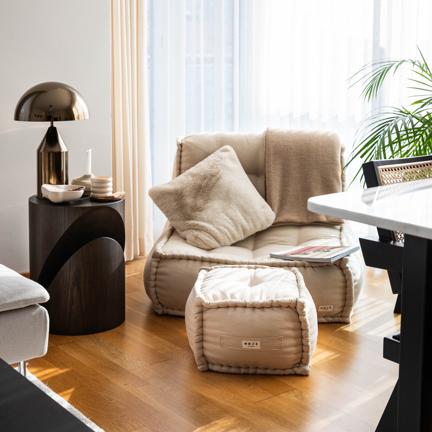 Fika Sofa