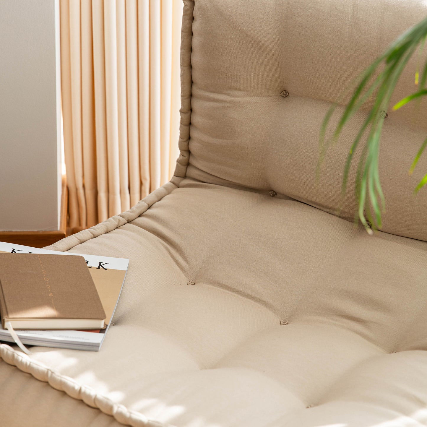 Fika Sofa
