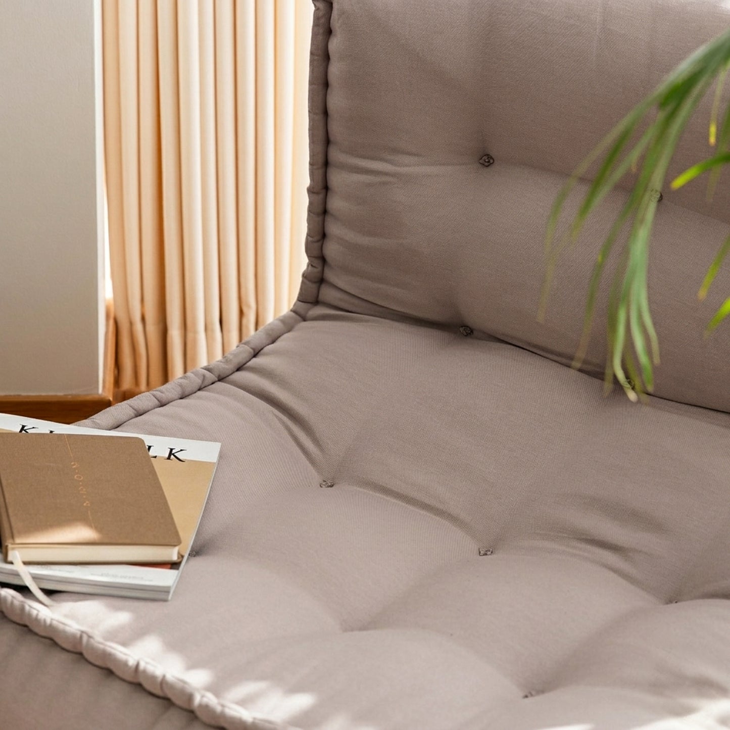 Fika Sofa