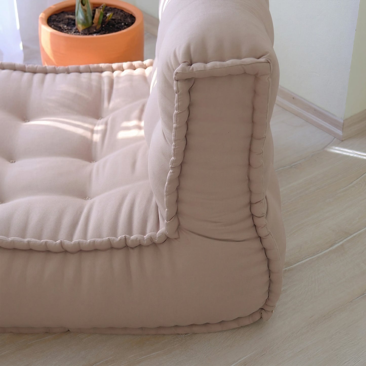 Fika Sofa