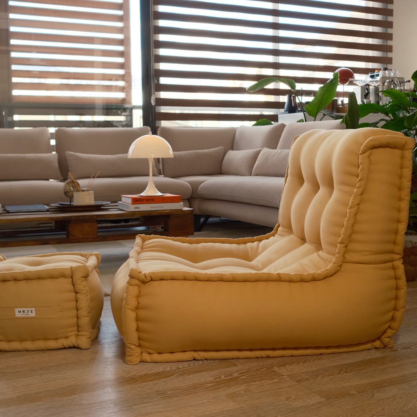 Fika Sofa