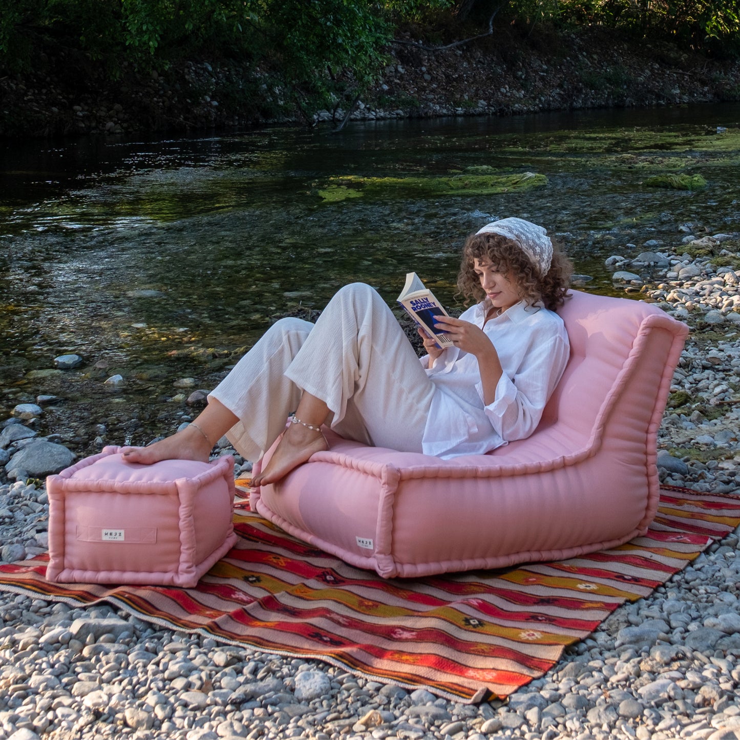 Fika Sofa